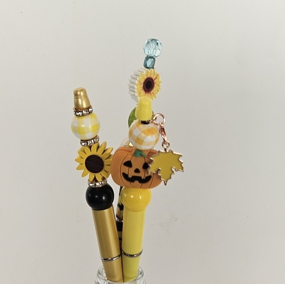 Hand Crafted Halloween Pens Fall & Floral Beaded Set of 3 Ballpoint Black Ink 6" - Picture 4 of 17